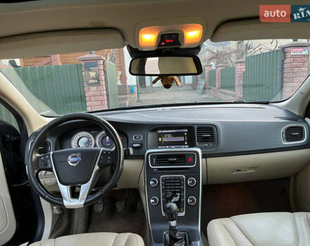 Серый Вольво С60, объемом двигателя 1.98 л и пробегом 185 тыс. км за 8500 $, фото 17 на Automoto.ua