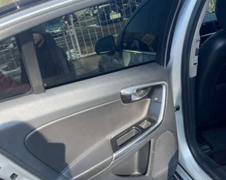 Сірий Вольво С60, об'ємом двигуна 2.52 л та пробігом 200 тис. км за 8200 $, фото 8 на Automoto.ua