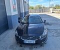 Серый Вольво С60, объемом двигателя 2.5 л и пробегом 252 тыс. км за 8800 $, фото 1 на Automoto.ua
