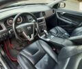 Серый Вольво С60, объемом двигателя 2.5 л и пробегом 325 тыс. км за 10900 $, фото 11 на Automoto.ua