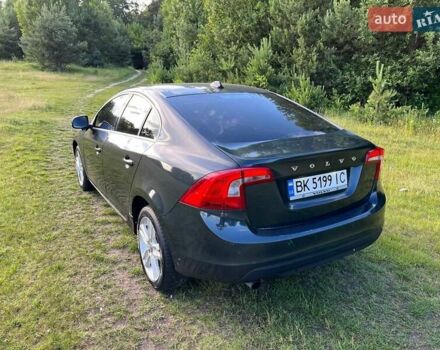 Серый Вольво С60, объемом двигателя 1.6 л и пробегом 176 тыс. км за 12700 $, фото 8 на Automoto.ua