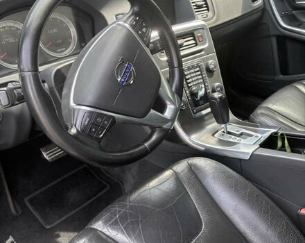 Серый Вольво С60, объемом двигателя 2.95 л и пробегом 223 тыс. км за 10800 $, фото 18 на Automoto.ua