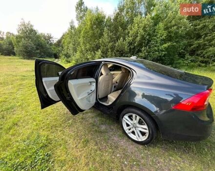 Серый Вольво С60, объемом двигателя 1.6 л и пробегом 176 тыс. км за 12700 $, фото 9 на Automoto.ua