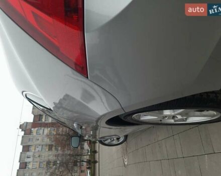 Серый Вольво С60, объемом двигателя 2.5 л и пробегом 325 тыс. км за 10750 $, фото 15 на Automoto.ua