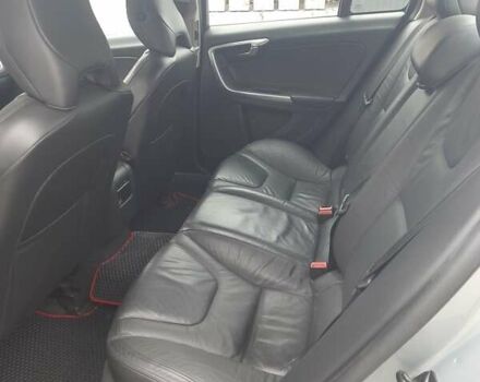 Серый Вольво С60, объемом двигателя 2.5 л и пробегом 325 тыс. км за 10750 $, фото 11 на Automoto.ua