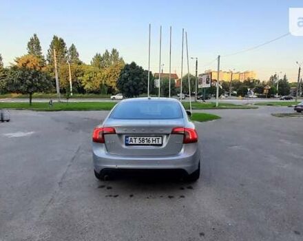 Серый Вольво С60, объемом двигателя 2.5 л и пробегом 325 тыс. км за 10900 $, фото 6 на Automoto.ua