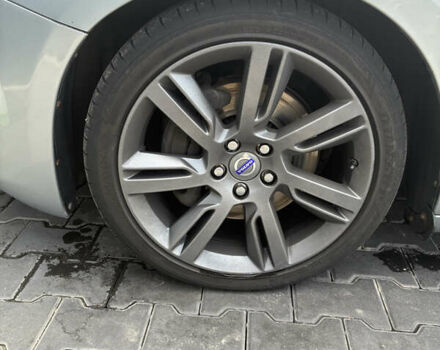 Серый Вольво С60, объемом двигателя 2.95 л и пробегом 223 тыс. км за 10800 $, фото 16 на Automoto.ua