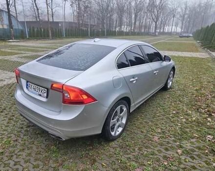 Серый Вольво С60, объемом двигателя 2.5 л и пробегом 139 тыс. км за 10400 $, фото 6 на Automoto.ua
