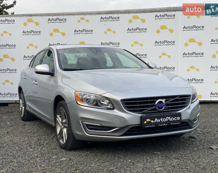 Вольво С60 2013 у Луцьку на Automoto.ua Сірий Вольво С60, об'ємом двигуна 2.52 л та пробігом 284 тис. км за 9400 $, фото 81 на Automoto.ua