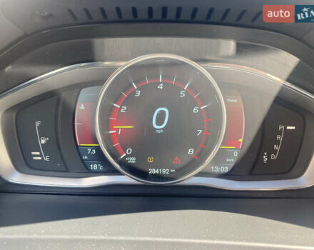 Серый Вольво С60, объемом двигателя 2.52 л и пробегом 285 тыс. км за 8850 $, фото 10 на Automoto.ua