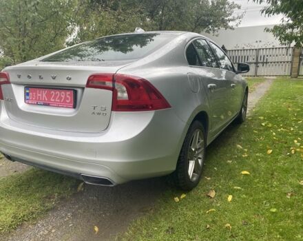 Серый Вольво С60, объемом двигателя 2.5 л и пробегом 285 тыс. км за 8950 $, фото 4 на Automoto.ua