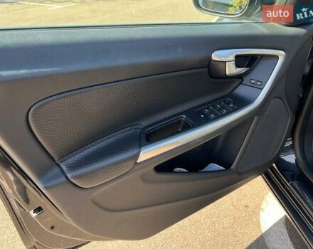 Сірий Вольво С60, об'ємом двигуна 2.5 л та пробігом 208 тис. км за 10490 $, фото 11 на Automoto.ua