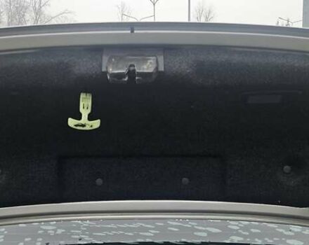 Серый Вольво С60, объемом двигателя 2.5 л и пробегом 139 тыс. км за 10400 $, фото 38 на Automoto.ua