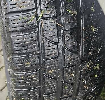 Серый Вольво С60, объемом двигателя 2.5 л и пробегом 139 тыс. км за 10400 $, фото 39 на Automoto.ua