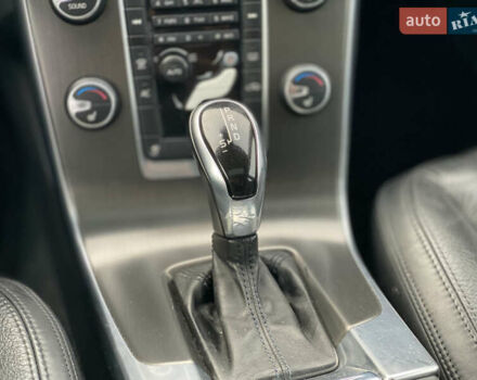 Вольво С60 2013 у Луцьку на Automoto.ua Сірий Вольво С60, об'ємом двигуна 2.52 л та пробігом 284 тис. км за 9400 $, фото 29 на Automoto.ua