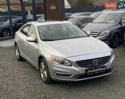 Вольво С60 2013 у Луцьку на Automoto.ua Сірий Вольво С60, об'ємом двигуна 2.52 л та пробігом 284 тис. км за 9400 $, фото 11 на Automoto.ua