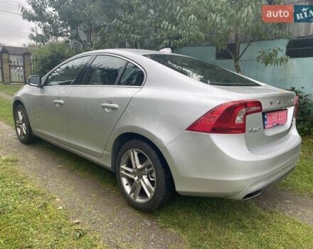 Серый Вольво С60, объемом двигателя 2.52 л и пробегом 285 тыс. км за 8850 $, фото 4 на Automoto.ua