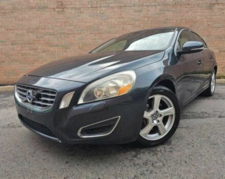 Сірий Вольво С60, об'ємом двигуна 2.5 л та пробігом 85 тис. км за 1300 $, фото 2 на Automoto.ua