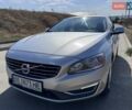 Серый Вольво С60, объемом двигателя 2.5 л и пробегом 152 тыс. км за 12900 $, фото 2 на Automoto.ua