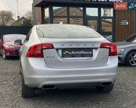 Вольво С60 2013 у Луцьку на Automoto.ua Сірий Вольво С60, об'ємом двигуна 2.52 л та пробігом 284 тис. км за 9400 $, фото 71 на Automoto.ua