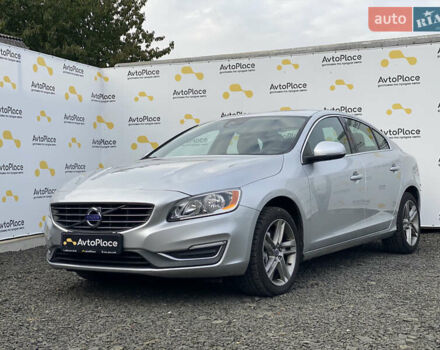 Вольво С60 2013 у Луцьку на Automoto.ua Сірий Вольво С60, об'ємом двигуна 2.52 л та пробігом 284 тис. км за 9400 $, фото 82 на Automoto.ua