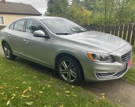 Серый Вольво С60, объемом двигателя 2.5 л и пробегом 285 тыс. км за 8950 $, фото 6 на Automoto.ua