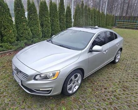 Серый Вольво С60, объемом двигателя 2.5 л и пробегом 139 тыс. км за 10400 $, фото 11 на Automoto.ua