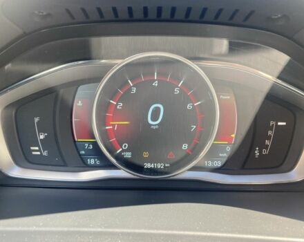 Серый Вольво С60, объемом двигателя 2.5 л и пробегом 285 тыс. км за 8950 $, фото 16 на Automoto.ua