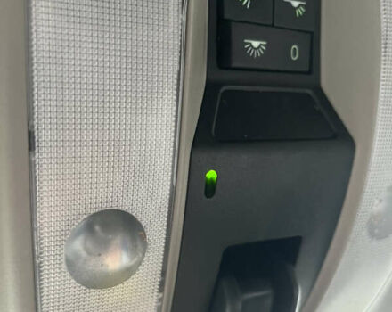 Серый Вольво С60, объемом двигателя 2.5 л и пробегом 213 тыс. км за 11000 $, фото 36 на Automoto.ua