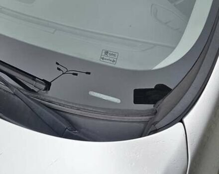 Серый Вольво С60, объемом двигателя 2.5 л и пробегом 139 тыс. км за 10400 $, фото 12 на Automoto.ua