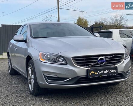 Вольво С60 2013 у Луцьку на Automoto.ua Сірий Вольво С60, об'ємом двигуна 2.52 л та пробігом 284 тис. км за 9400 $, фото 55 на Automoto.ua