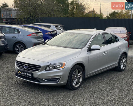 Вольво С60 2013 у Луцьку на Automoto.ua Сірий Вольво С60, об'ємом двигуна 2.52 л та пробігом 284 тис. км за 9400 $, фото 5 на Automoto.ua
