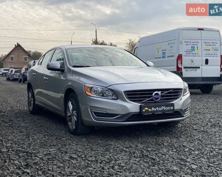 Вольво С60 2013 у Луцьку на Automoto.ua Сірий Вольво С60, об'ємом двигуна 2.52 л та пробігом 284 тис. км за 9400 $, фото 20 на Automoto.ua
