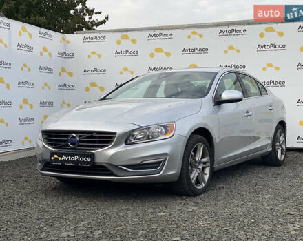 Вольво С60 2013 у Луцьку на Automoto.ua Сірий Вольво С60, об'ємом двигуна 2.52 л та пробігом 284 тис. км за 9400 $, фото 83 на Automoto.ua