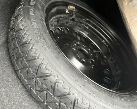 Серый Вольво С60, объемом двигателя 2.5 л и пробегом 213 тыс. км за 11000 $, фото 33 на Automoto.ua