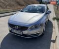 Серый Вольво С60, объемом двигателя 2.5 л и пробегом 152 тыс. км за 12900 $, фото 3 на Automoto.ua