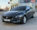 Серый Вольво С60, объемом двигателя 2 л и пробегом 247 тыс. км за 12000 $, фото 1 на Automoto.ua