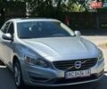 Серый Вольво С60, объемом двигателя 2.5 л и пробегом 290 тыс. км за 10100 $, фото 1 на Automoto.ua