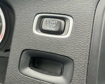 Серый Вольво С60, объемом двигателя 2.5 л и пробегом 213 тыс. км за 11000 $, фото 27 на Automoto.ua