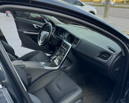 Сірий Вольво С60, об'ємом двигуна 1.56 л та пробігом 249 тис. км за 13000 $, фото 14 на Automoto.ua