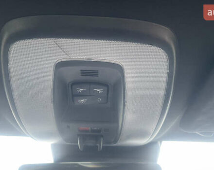 Серый Вольво С60, объемом двигателя 1.97 л и пробегом 150 тыс. км за 13300 $, фото 42 на Automoto.ua