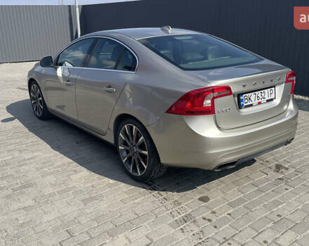 Серый Вольво С60, объемом двигателя 1.97 л и пробегом 150 тыс. км за 13300 $, фото 6 на Automoto.ua