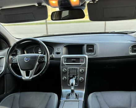 Сірий Вольво С60, об'ємом двигуна 1.56 л та пробігом 249 тис. км за 13000 $, фото 12 на Automoto.ua