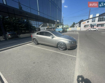 Серый Вольво С60, объемом двигателя 1.97 л и пробегом 150 тыс. км за 13300 $, фото 25 на Automoto.ua