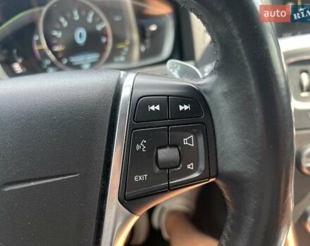 Серый Вольво С60, объемом двигателя 1.97 л и пробегом 130 тыс. км за 11999 $, фото 33 на Automoto.ua