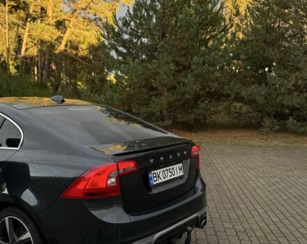 Серый Вольво С60, объемом двигателя 2 л и пробегом 223 тыс. км за 14000 $, фото 3 на Automoto.ua
