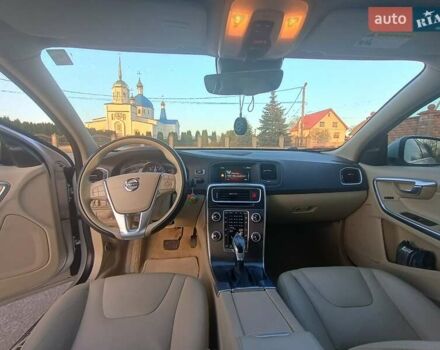 Серый Вольво С60, объемом двигателя 1.97 л и пробегом 255 тыс. км за 12300 $, фото 18 на Automoto.ua