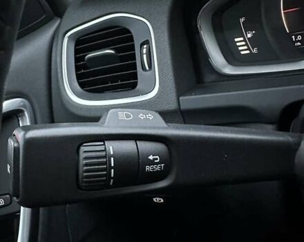 Серый Вольво С60, объемом двигателя 2.5 л и пробегом 73 тыс. км за 16500 $, фото 36 на Automoto.ua