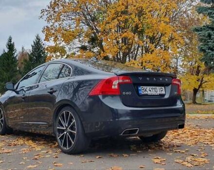 Вольво С60 2015 в Ровно на Automoto.ua Серый Вольво С60, объемом двигателя 1.97 л и пробегом 179 тыс. км за 12300 $, фото 10 на Automoto.ua