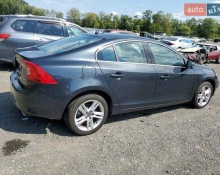 Вольво С60 2015 в Кропивницком (Кировограде) на Automoto.ua Серый Вольво С60, объемом двигателя 2.52 л и пробегом 157 тыс. км за 1400 $, фото 2 на Automoto.ua